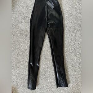 Leather pants/ leggings